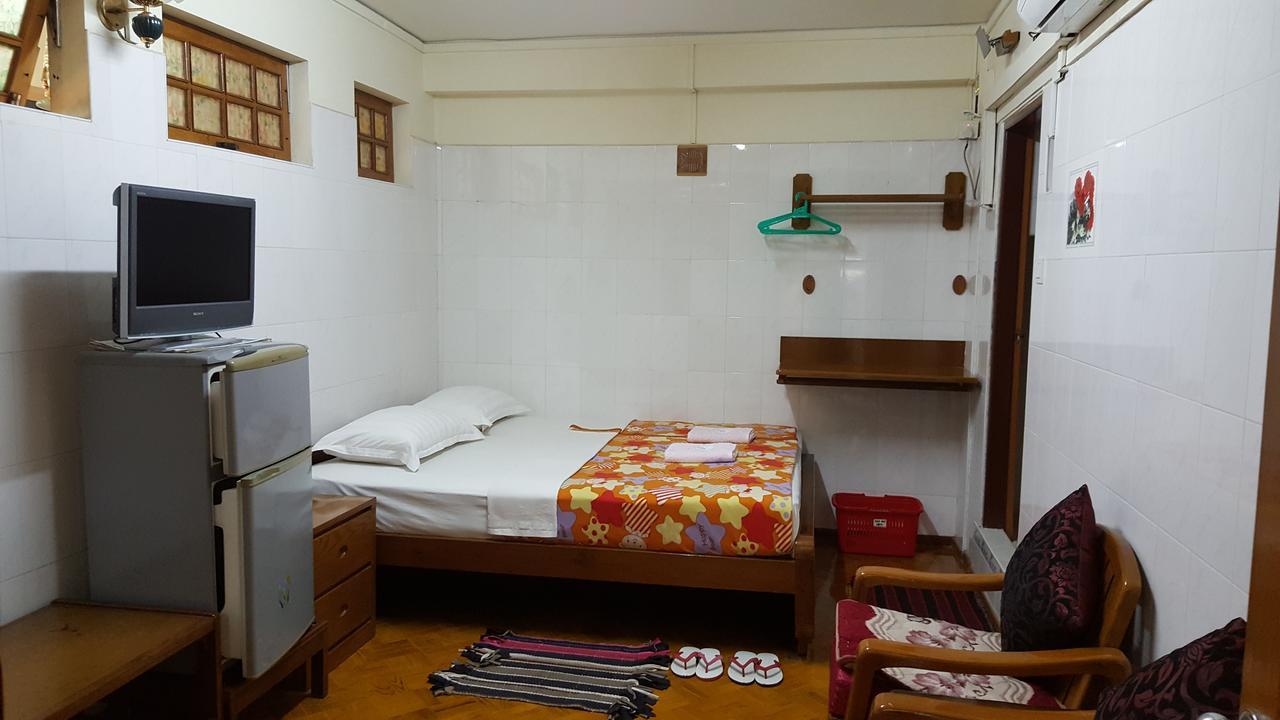 Chan Myae Guesthouse يانغون المظهر الخارجي الصورة