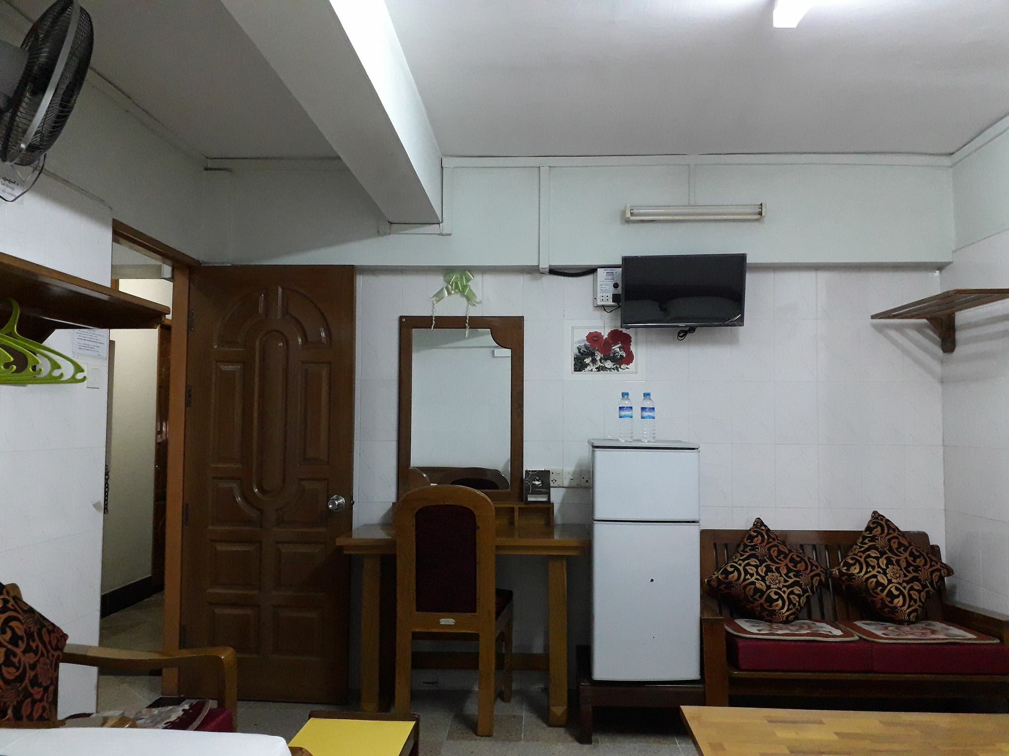Chan Myae Guesthouse يانغون المظهر الخارجي الصورة